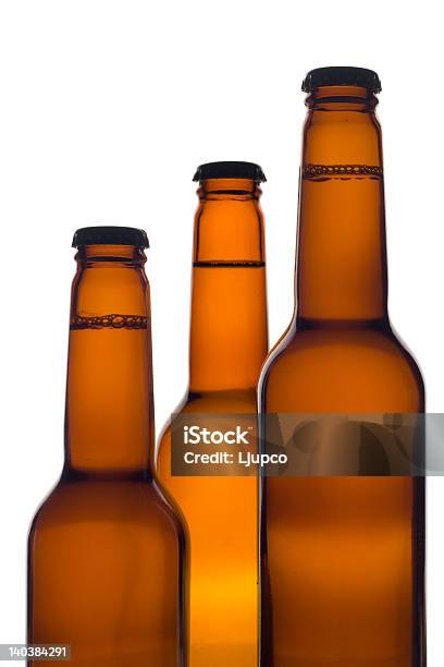 Drei Flaschen Bier Stockfoto und mehr Bilder von Alkoholisches Getränk - Alkoholisches Getränk, Bier, Bierflasche