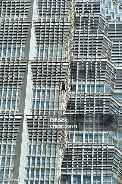 Foto de Base Jump Em Xangai e mais fotos de stock de BASE Jump - BASE Jump, Atividade, Atividade Recreativa