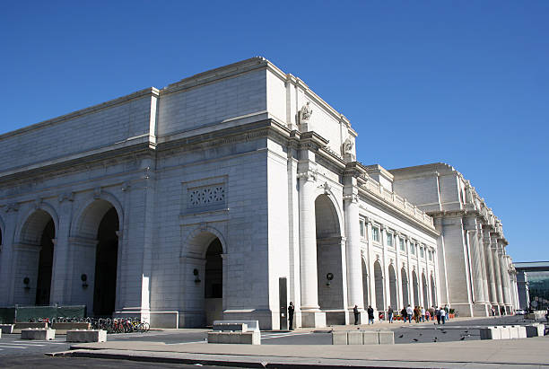 istock Union Station exterior 140386318