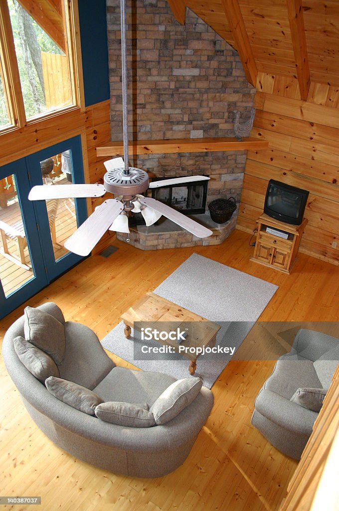 Relaxante Interior da cabine - Foto de stock de Montanha royalty-free
