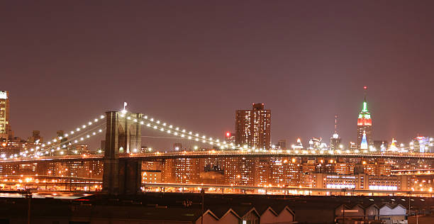 istock Brooklyn Bridge and Manhattan skyline At Night 140387468