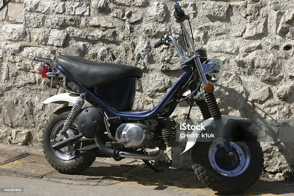 Ciclomotor - Foto de stock de Ciclomotor - Vehículo de motor libre de derechos