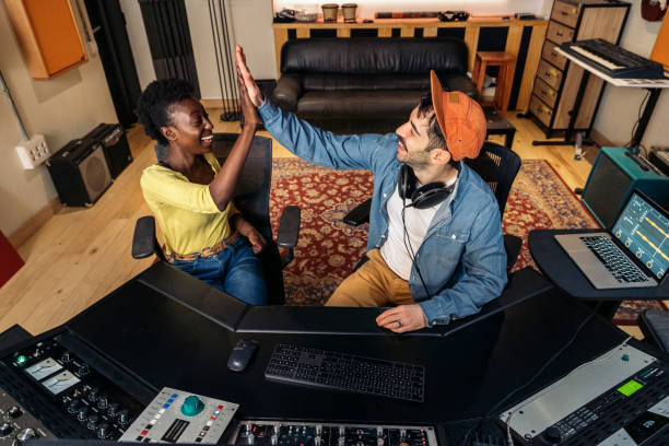 istock Metropol Studios_Property.jpg, Metropol Studios_Sylvain, Metropol Studios_Mariama.jpg 1403883370