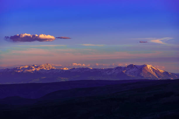 paisagem das montanhas alces ocidentais cênica - capitol - fotografias e filmes do acervo