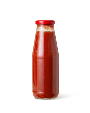 tomato sauce with clipping path.
