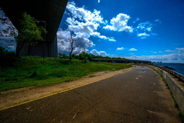 View on the Verrazzano-Narrows Bridge from the Bay Ridge Promenade in Brooklyn, NY, USA