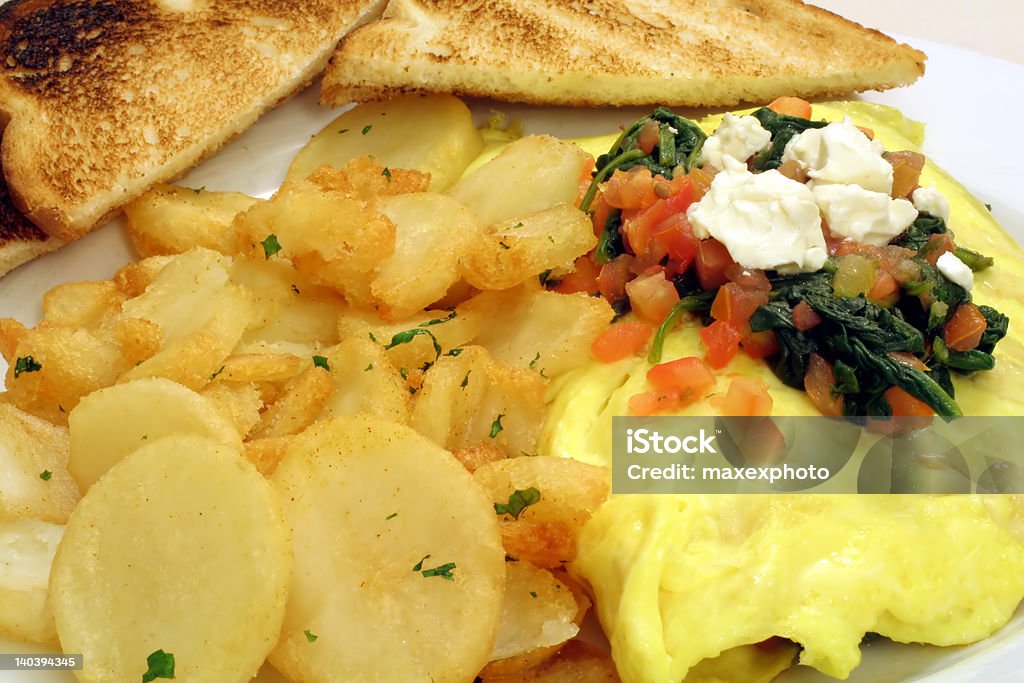 Śniadanie ziemniaki i Omlet - Zbiór zdjęć royalty-free (Omlet)