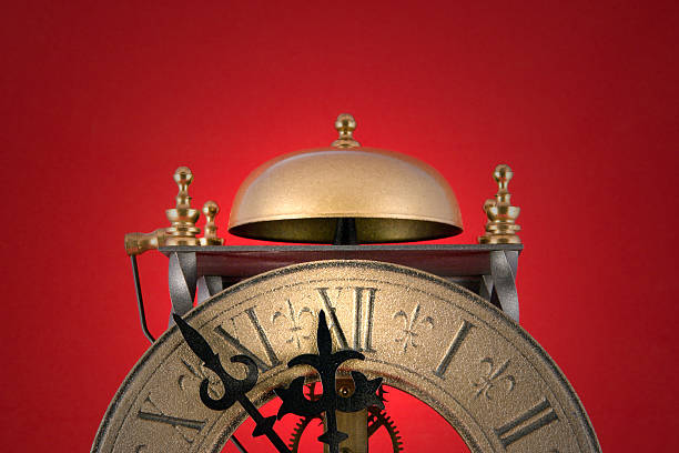 часы doomsday - doomsday clock стоковые фото и изображения