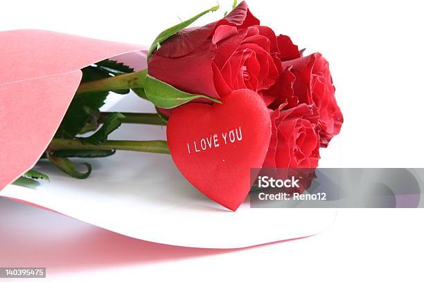 赤いバラの白封筒 - お祝いのストックフォトや画像を多数ご用意 - お祝い, カットアウト, デート