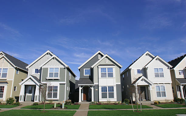 istock Row of Houses 140396198