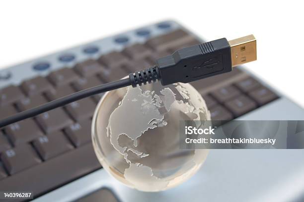 世界への接続 - USBケーブルのストックフォトや画像を多数ご用意 - USBケーブル, つながり, アイデア