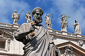 san-pietro-skulpturen.jpg?b=1&s=170x170&k=20&c=kg6Vj1kZSqMurKk0VzhDrr3SStoCoB8Jgp-4WkY4N6k=