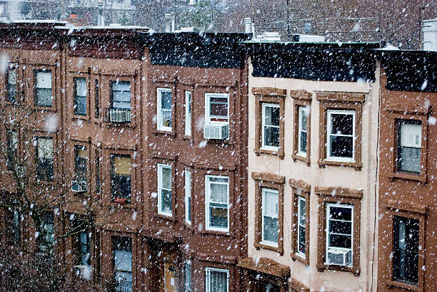 istock Brooklyn Brownstones in the Snow 140396567