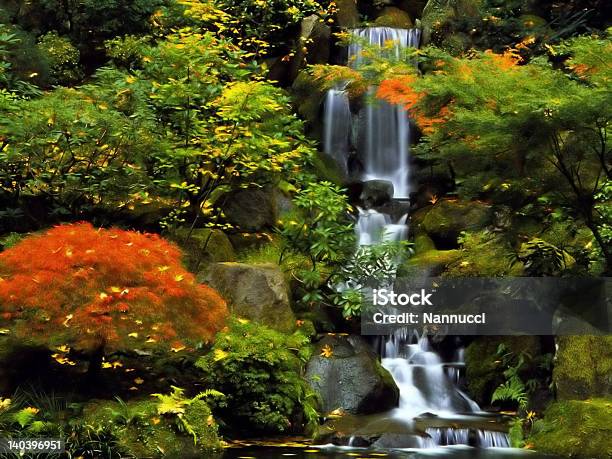 Japanischer Garten Stockfoto und mehr Bilder von Asien - Asien, Baum, Bildkomposition und Technik