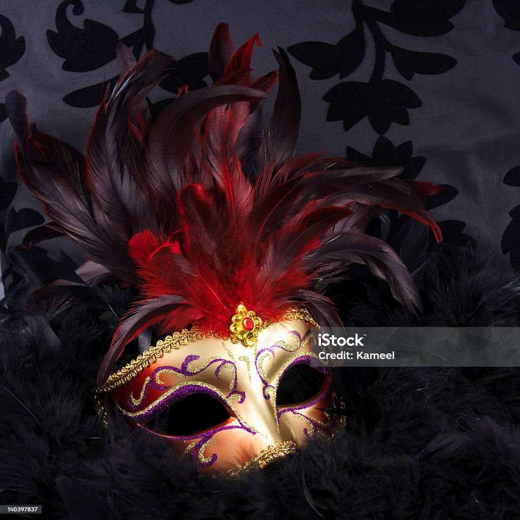 레드 및 황금 가면, 페더스 (베니스 - 로열티 프리 Carnival 스톡 사진