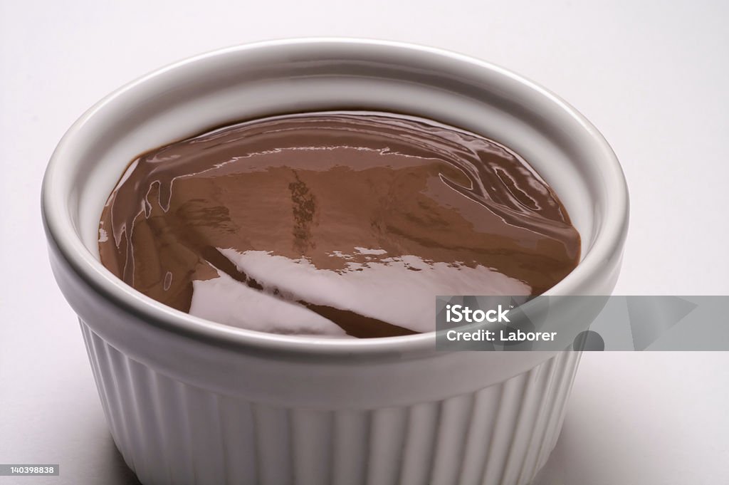 Xícara de creme de Chocolate - Foto de stock de Mousse de Chocolate royalty-free