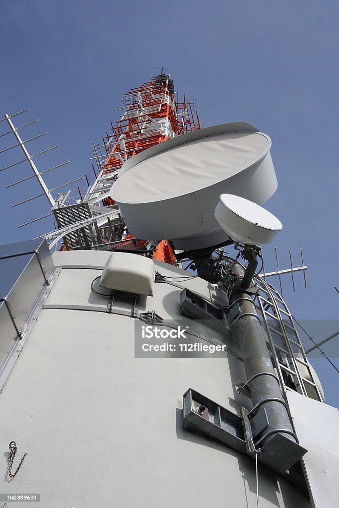 Antenna e comunicazione - Foto stock royalty-free di Ambientazione esterna