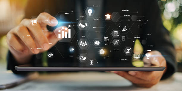 Business person working with economic virtual innovation operation involving automation process and company workflow for QA management and ISO certification organization standard service. persona de negocios que trabaja con la operación de innovación virtual económica que involucra el proceso de automatización y el flujo de trabajo de la empresa para la gestión de control de calidad y el servicio estándar de la organización de certif
