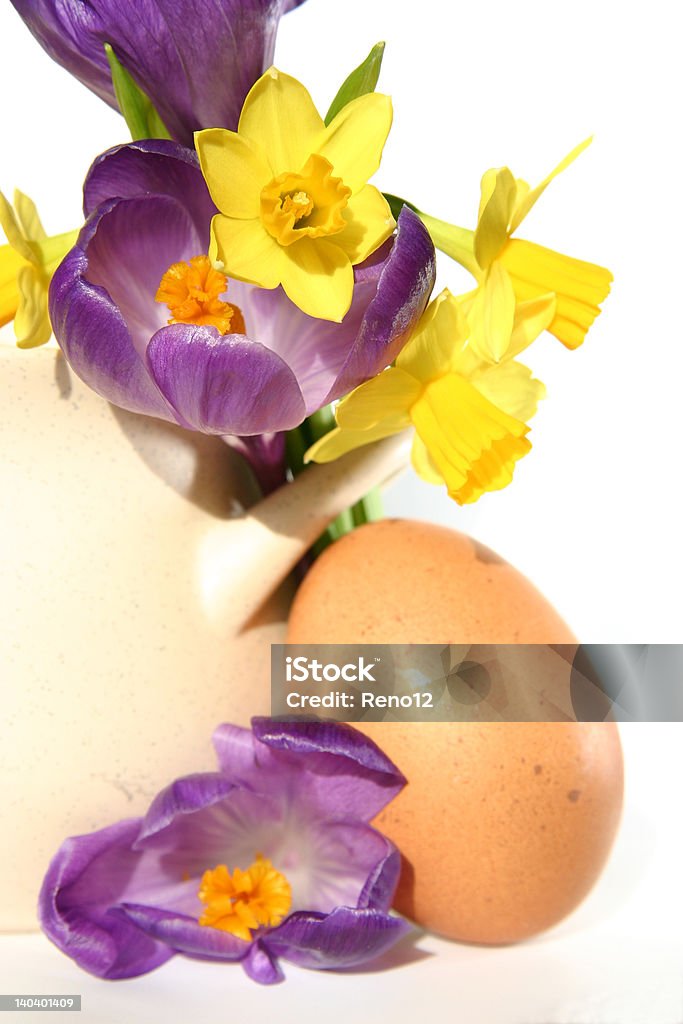 Ovos e flores - Royalty-free Amarelo Foto de stock