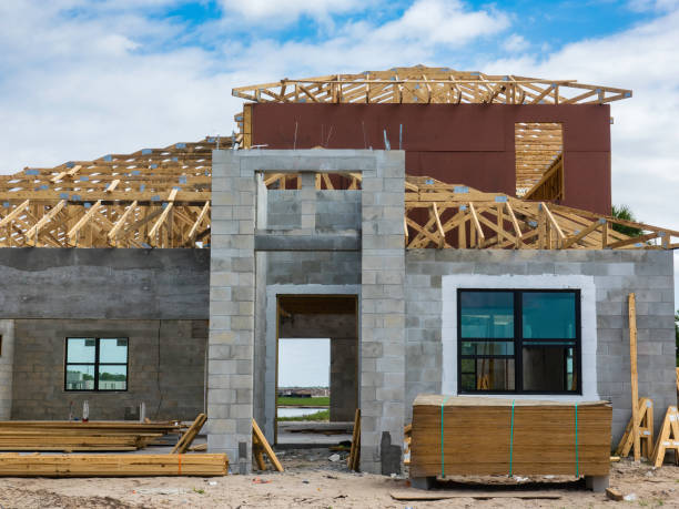 Frontal view of single-family house under construction in Florida stock photo