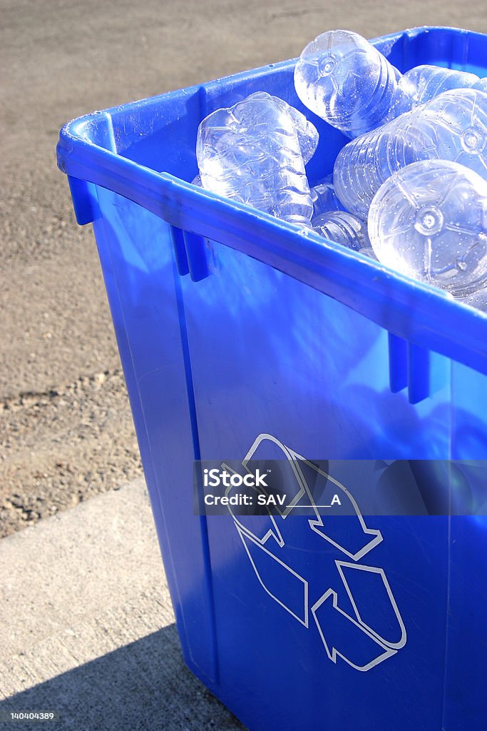 Azul de reciclagem Bin 4 - Royalty-free Azul Foto de stock