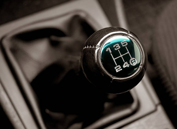 istock lever of switching transmissions an auto 140405064