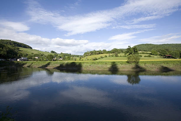 rio wye - monmouth wales imagens e fotografias de stock