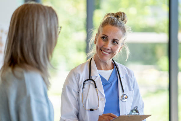 istock Doctor Meeting with a Patient 1404066932
