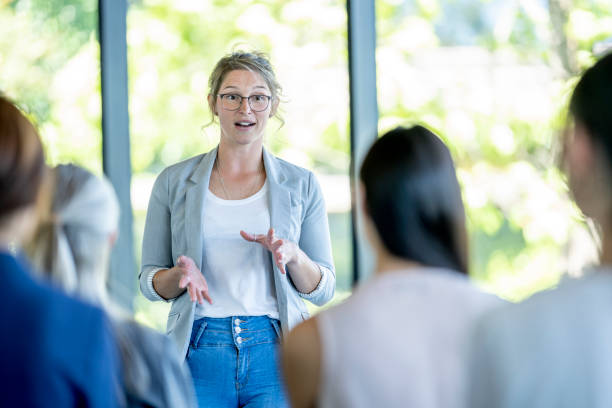 istock Women's Business Meeting 1404069256