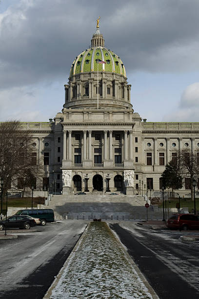 capitólio do estado - pennsylvania harrisburg government state - fotografias e filmes do acervo