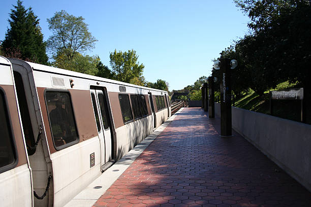 istock Train at Arlington Cemetery metro Station 140407914