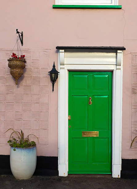 istock The Green Door 140408072