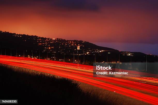 Foto de Trilhas De Luz Ao Longo Da Costa Da Califórnia e mais fotos de stock de Califórnia - Califórnia, Cloudscape, Crepúsculo