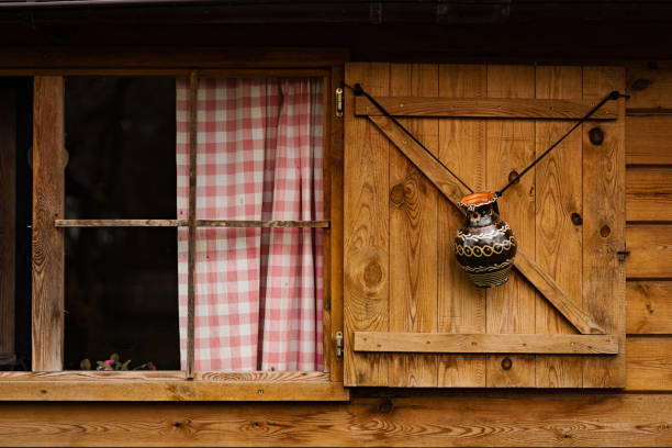 Pitcher In House Window 150+ Farmhouse Pitchers Stock Photos, Pictures & Royalty-Free Images ...