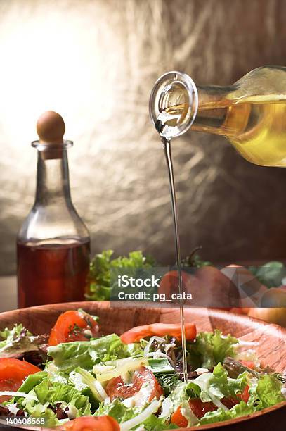Ensalada Foto de stock y más banco de imágenes de Aceite de oliva - Aceite de oliva, Aire libre, Alimento