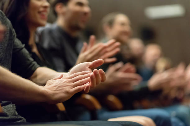 istock Audience applauding in the theater 1404085725