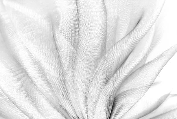 gros plan du tissu organza blanc ondulé - gauze bandage textured white photos et images de collection