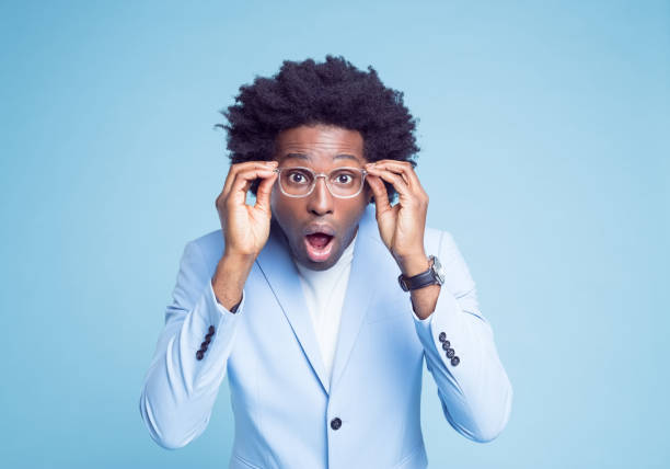 istock Shocked businessman wearing eyeglasses 1404097695