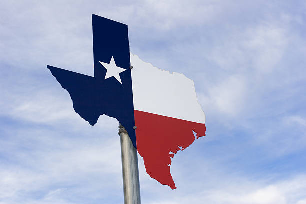 istock Metal Texas road Sign against sky. 140410542