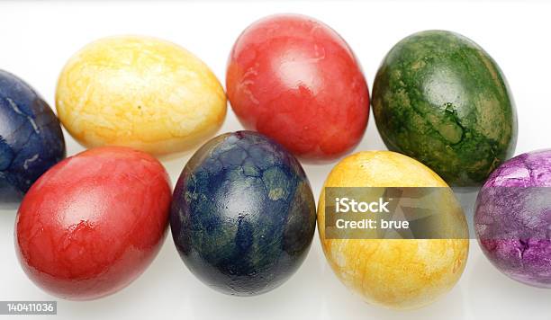 Foto de Ovos De Páscoa e mais fotos de stock de Colorido - Colorido, Decoração, Feriado - Evento