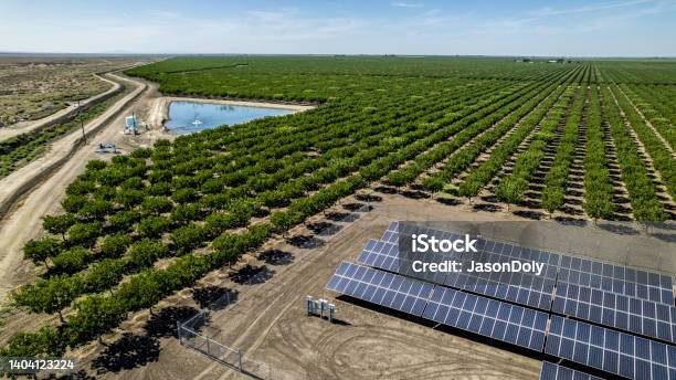 Solar Agriculture Well Stock Photo - Download Image Now - Agriculture, Agricultural Field, Solar Power Station