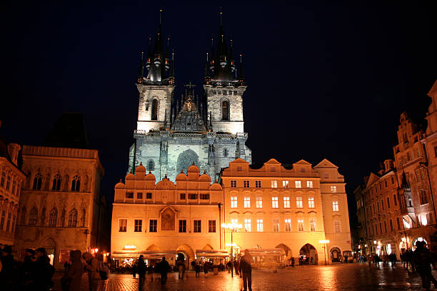 istock Tyn Church and Old Town Square in Prague 140412436