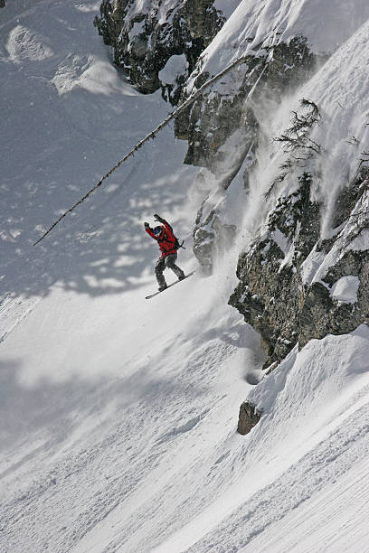 istock Raise the Roof cliff drop 140412501
