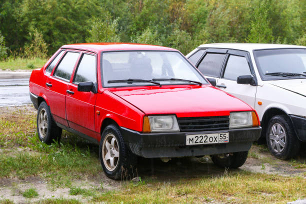 lada 21099 sputnik - avtovaz zdjęcia i obrazy z banku zdjęć