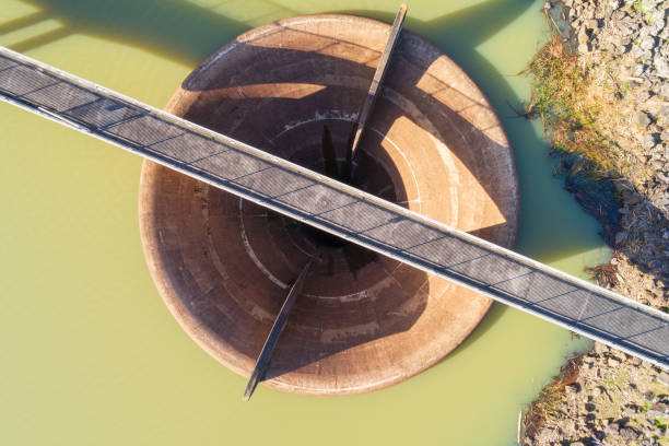 istock Close up of bridge on river, well-structurte. 1404165734