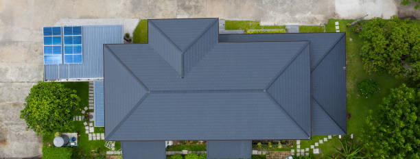 istock Solar cells on the roof, save the power 1404167633