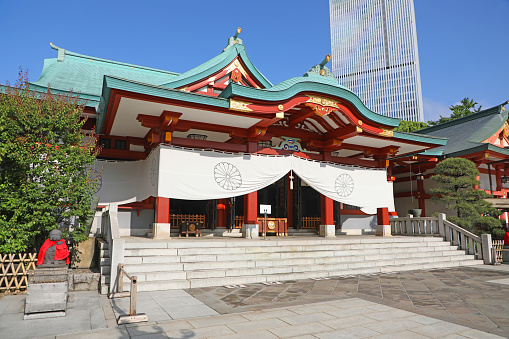 This is the Hie Shinto shrine in Nagatachō, Chiyoda, Tokyo, Japan.\nIts June 15 Sannō Matsuri is one of the three great Japanese festivals of Edo (the forerunner of Tokyo).