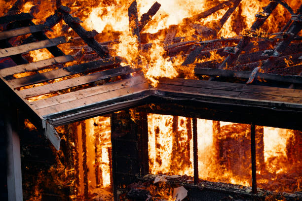 istock Full Residential House Fire 1404260779
