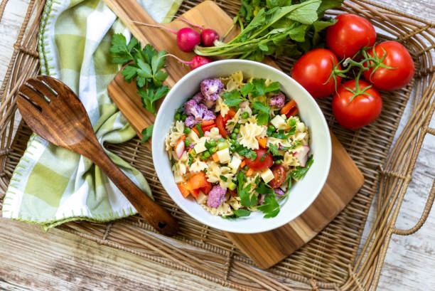 istock Cold pasta salad with fresh vegetables 1404267518