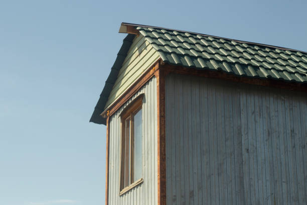 istock Private house in countryside. Simple house. 1404293130